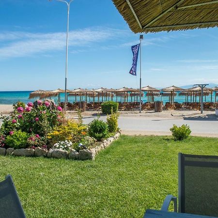 Georgalas Sun Beach Rooms Nea Kallikrateia Bagian luar foto