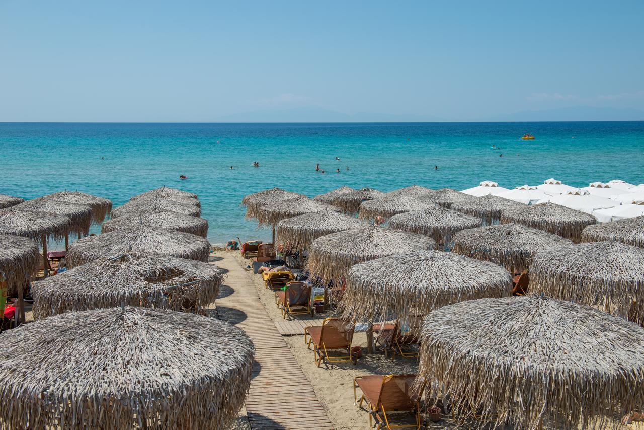 Georgalas Sun Beach Rooms Nea Kallikrateia Bagian luar foto