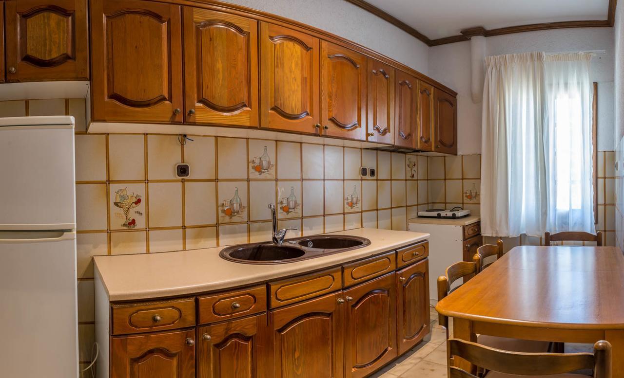 Georgalas Sun Beach Rooms Nea Kallikrateia Bagian luar foto