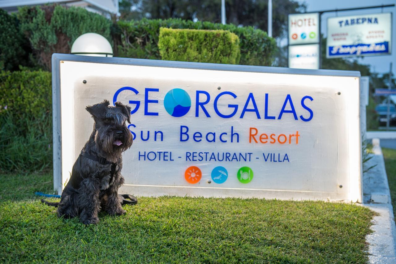 Georgalas Sun Beach Rooms Nea Kallikrateia Bagian luar foto