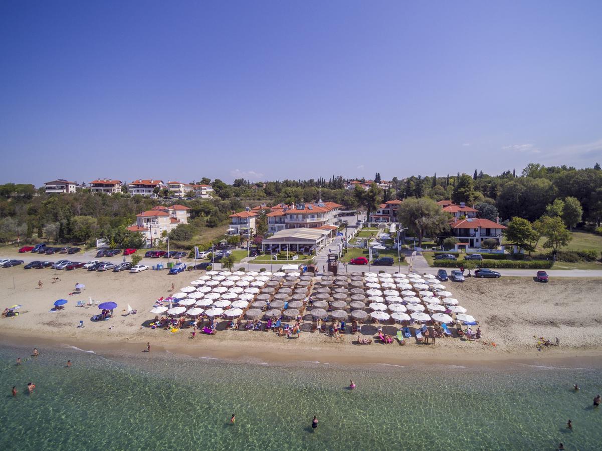 Georgalas Sun Beach Rooms Nea Kallikrateia Bagian luar foto